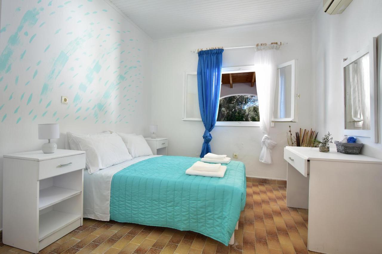 Merlyn Rooms Into The Nature, 100M From The Beach Dafnila Eksteriør billede