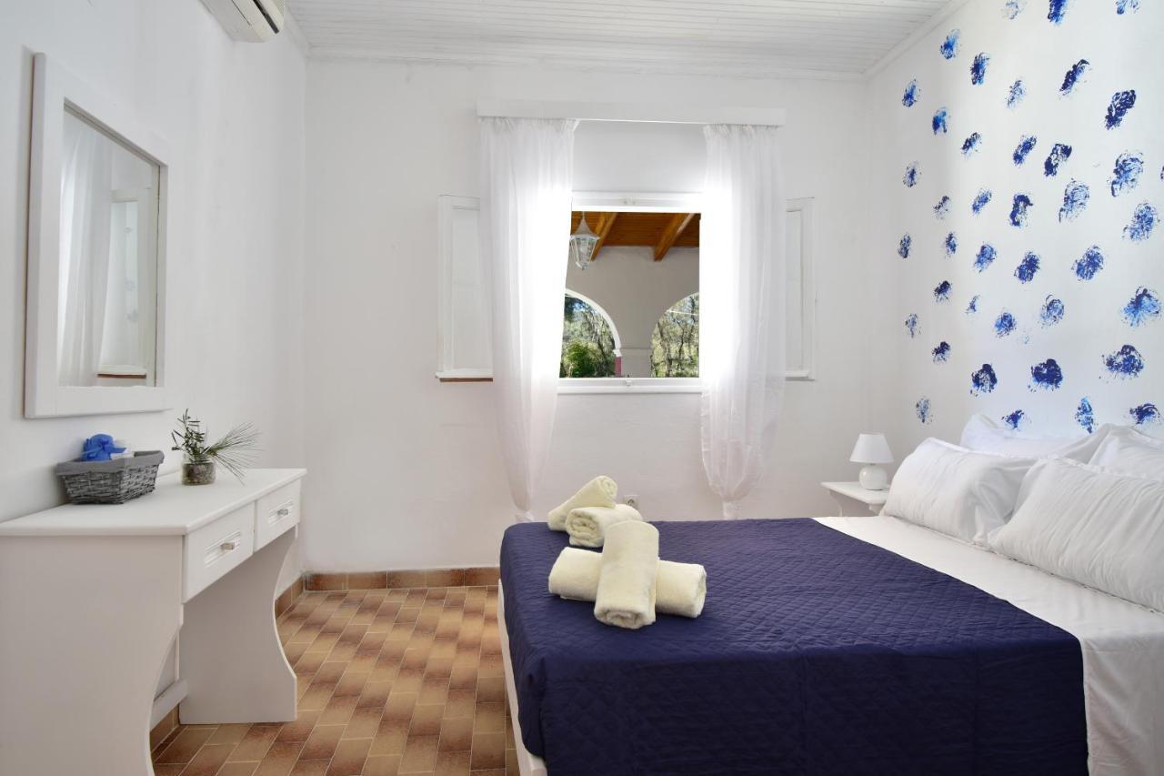 Merlyn Rooms Into The Nature, 100M From The Beach Dafnila Eksteriør billede